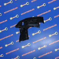 Брызговик двигателя левый Эмгранд